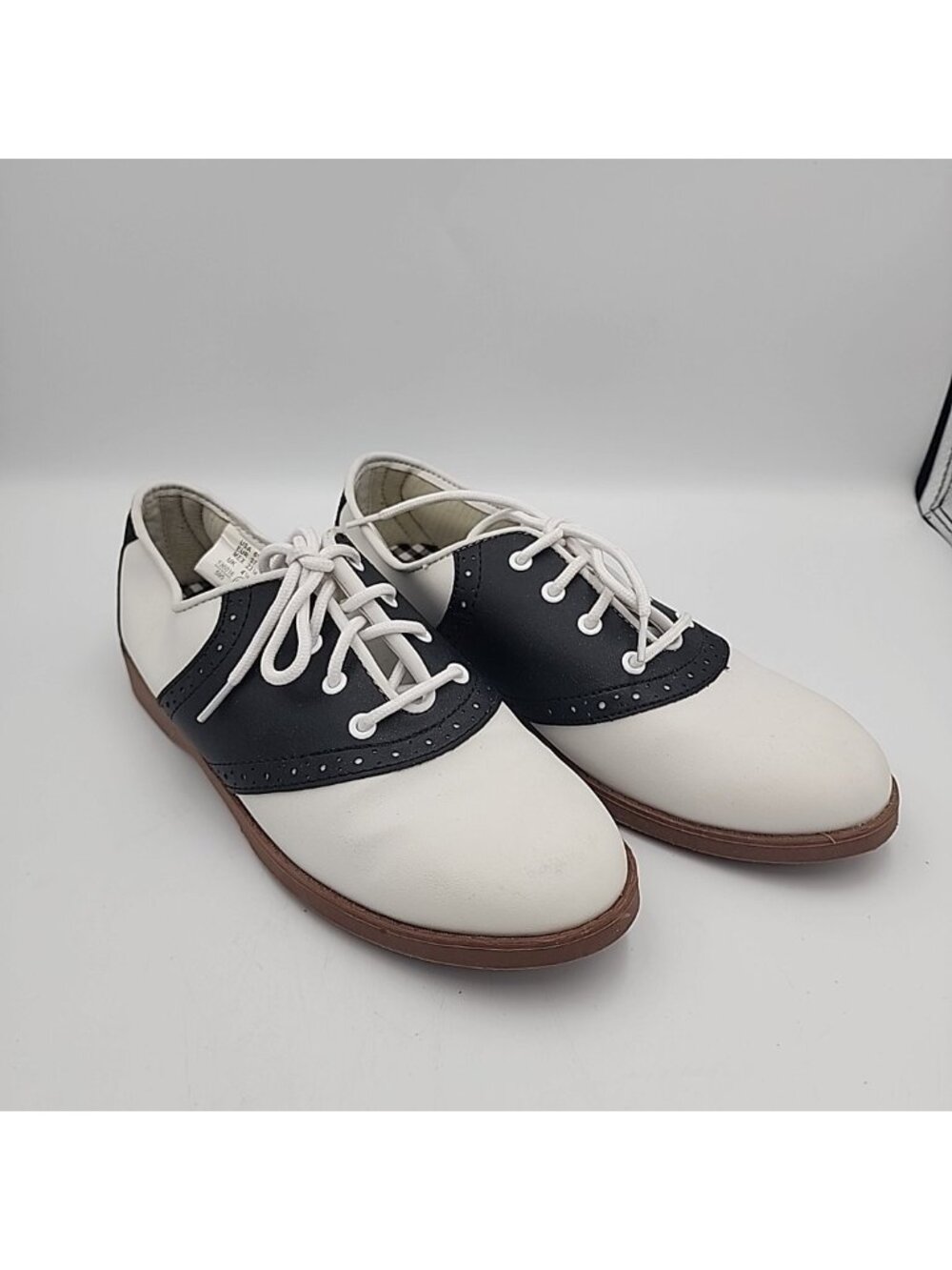 Predictions Black White Oxford Saddle Shoes Sz 6.5 retro preppy Lace Up